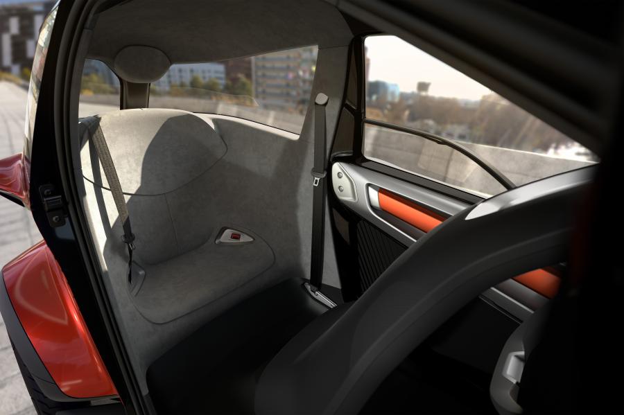 Интерьер Seat Minimo Concept 2019 года  (фото 7 из 10)